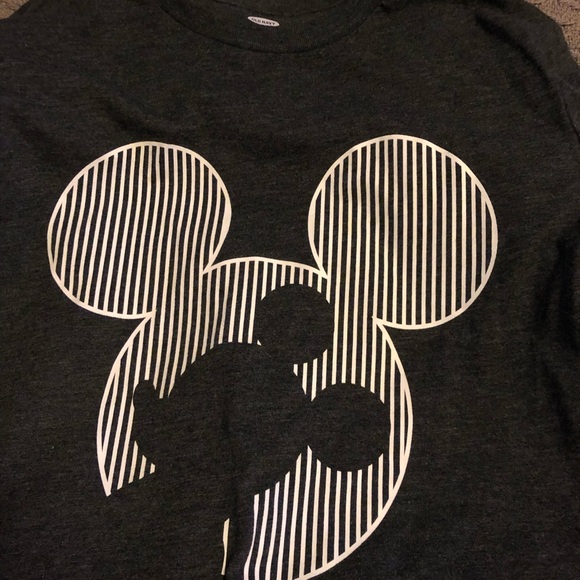 🌷 2/$25 Bundle of 7 Boys Tees - Picture 6 of 9